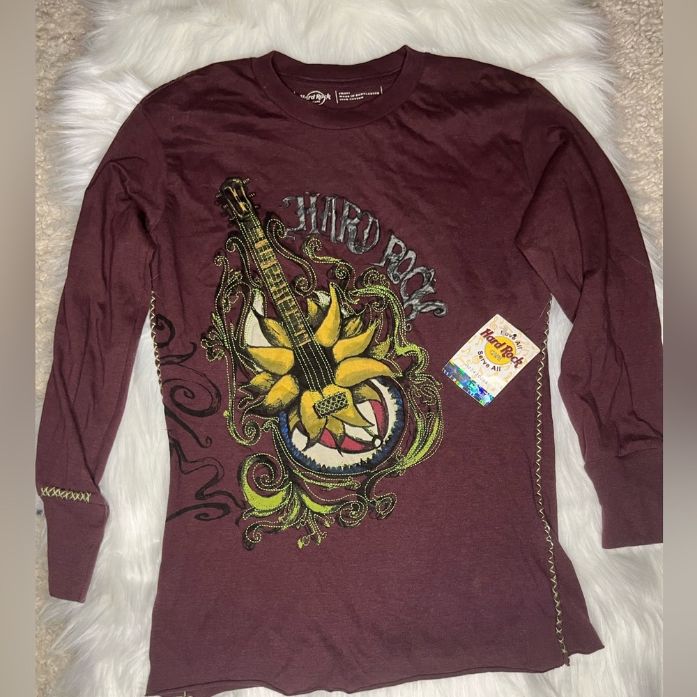 Y2K vintage Hard Rock Cafe shirt
